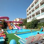 Club Armar ホテル 4*